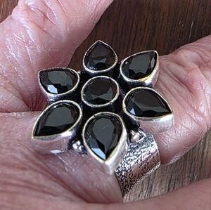 Black Spinel Gemstone Ring in 925 Sterling Silver (7)